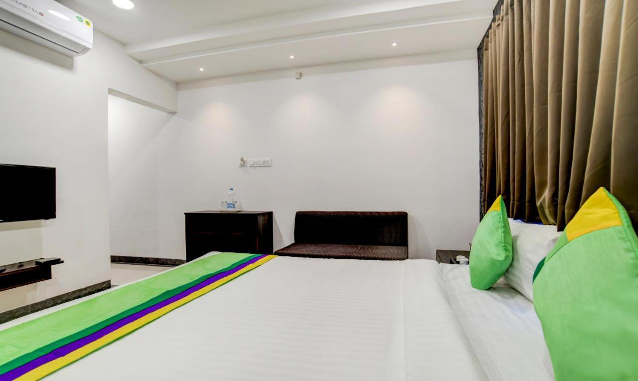 Treebo Grand Euro Pipliyahana Square Indore Luaran gambar