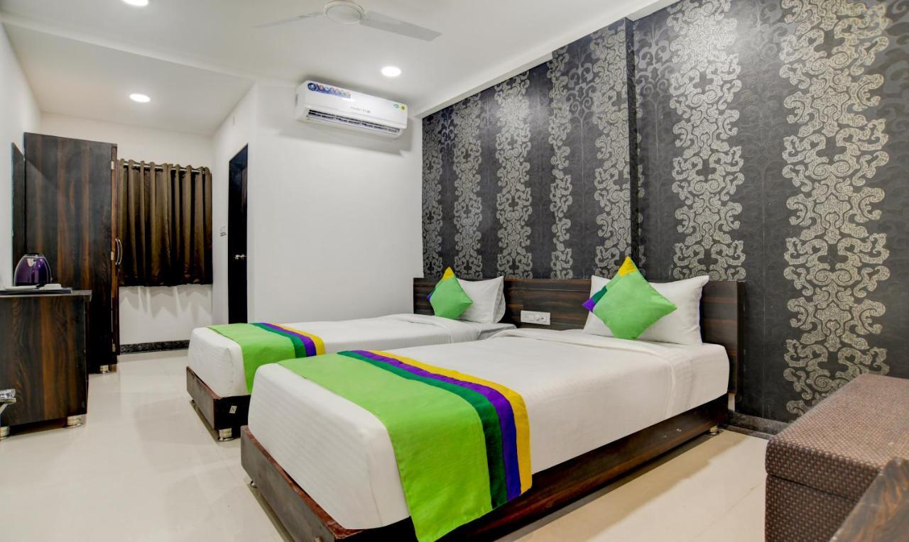 Treebo Grand Euro Pipliyahana Square Indore Luaran gambar