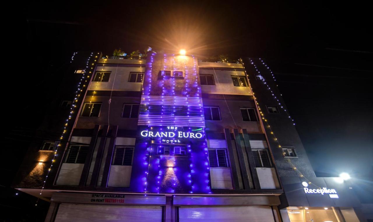Treebo Grand Euro Pipliyahana Square Indore Luaran gambar